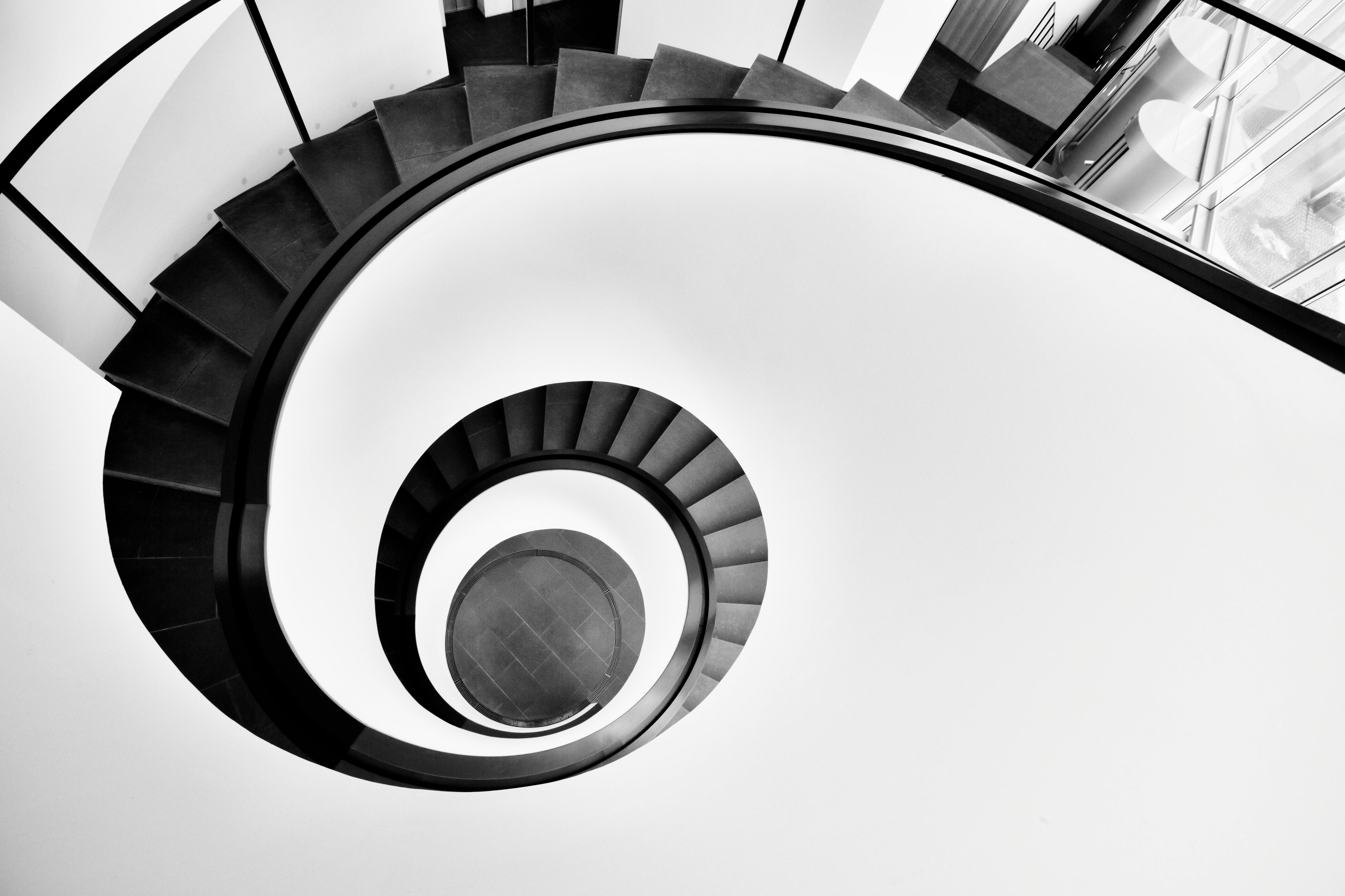 Photo by Axel Vandenhirtz: https://www.pexels.com/photo/aerial-photo-of-black-spiral-staircase-929280/